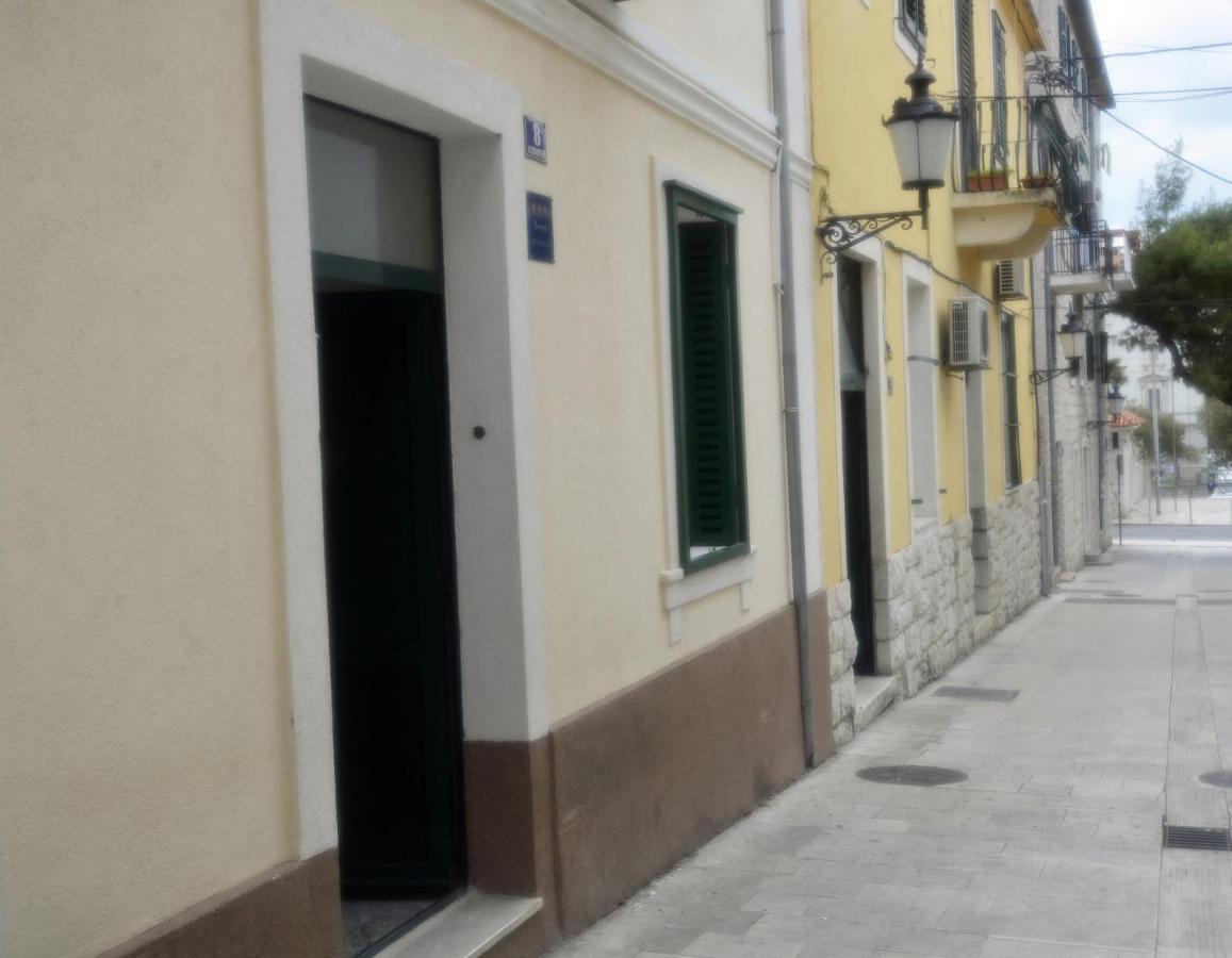 And With Wifi - 18909 * Split